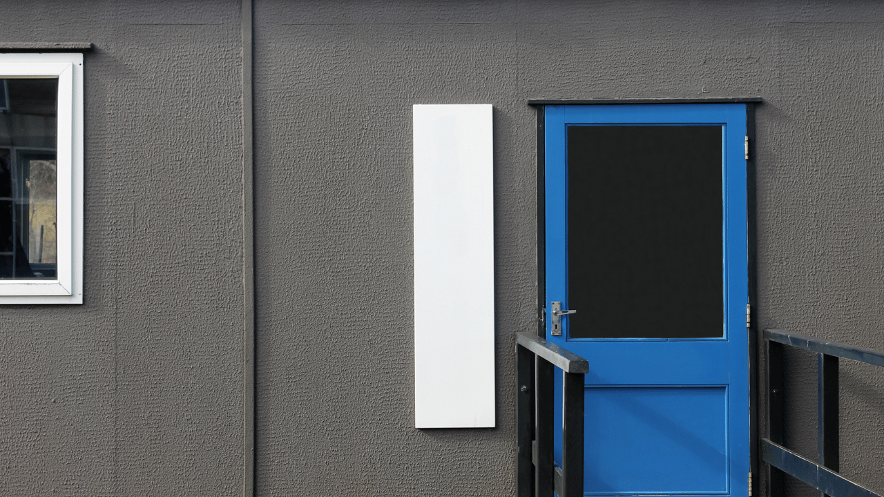 Transforming-Shipping-Containers-into-Classrooms